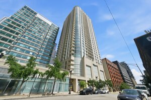 Photo of 125 S Jefferson Street Chicago IL 60661 Unit 1904