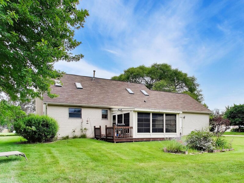 38172 N Holdridge Avenue Beach Park IL 60087