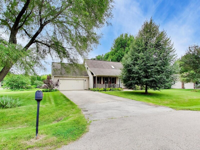 38172 N Holdridge Avenue Beach Park IL 60087