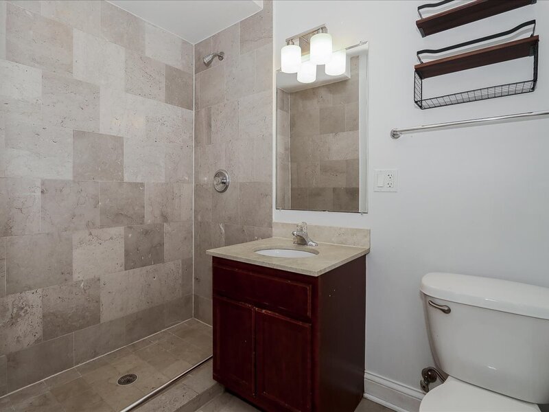 1939 W Granville Avenue Chicago IL 60660