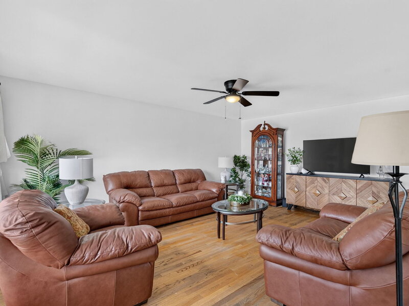 7001 W 81st Street Burbank IL 60459