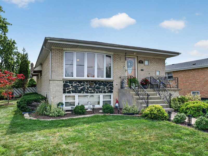 7001 W 81st Street Burbank IL 60459