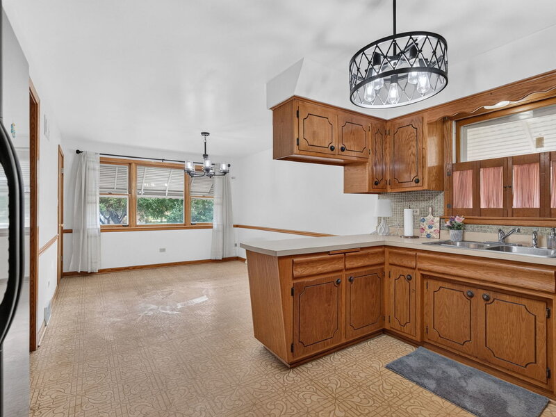 7001 W 81st Street Burbank IL 60459