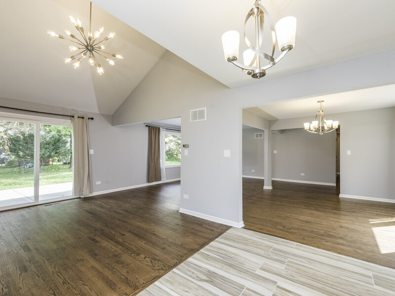 579 Phillips Circle Antioch IL 60002