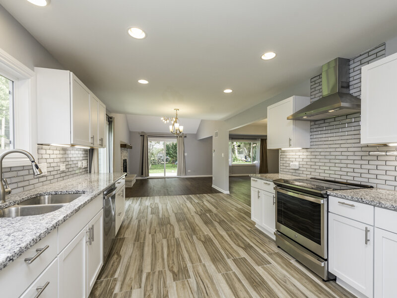 579 Phillips Circle Antioch IL 60002