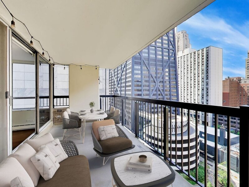 201 E Chestnut Street Chicago IL 60611