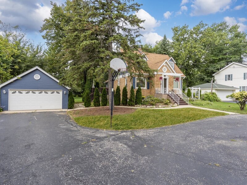 244 Forest View Avenue Wood Dale IL 60191