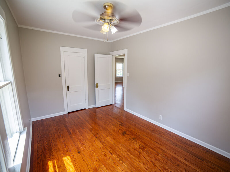11359 S Bell Avenue Chicago IL 60643