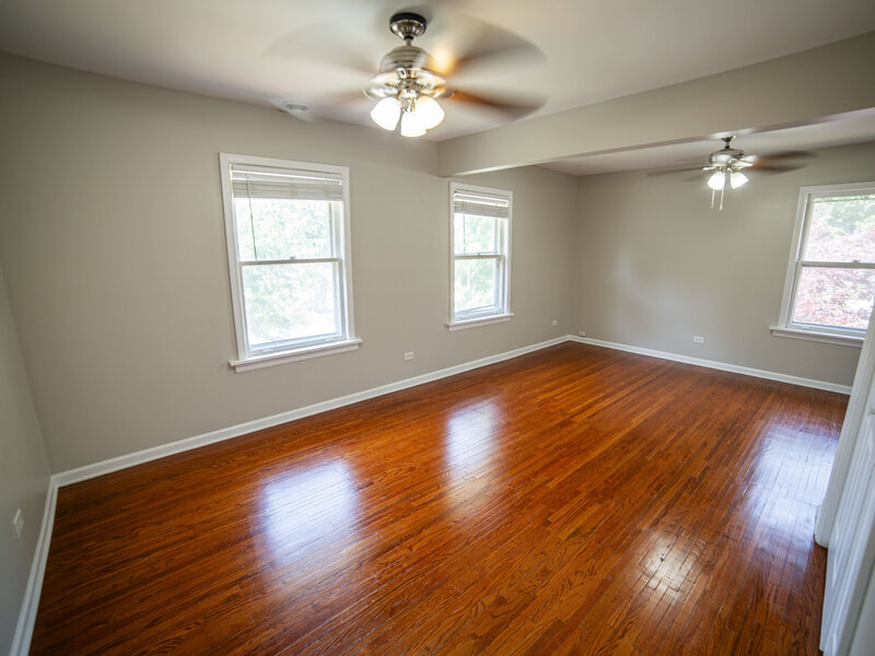 11359 S Bell Avenue Chicago IL 60643