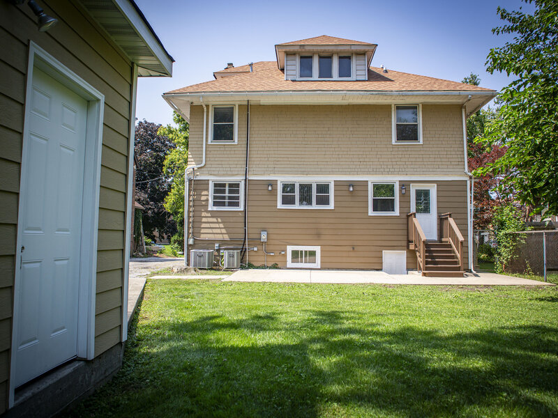 11359 S Bell Avenue Chicago IL 60643