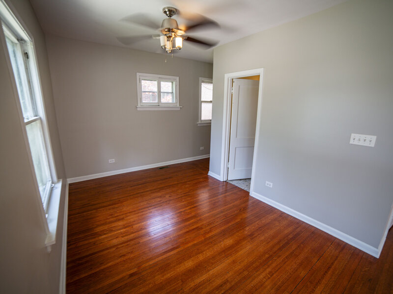 11359 S Bell Avenue Chicago IL 60643