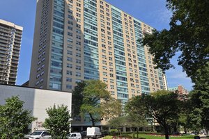 Photo of 3180 N Lake Shore Drive Chicago IL 60657 Unit 5H