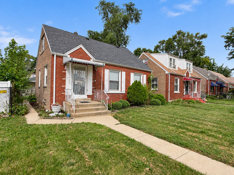 12924 S Wallace Street Chicago IL 60628