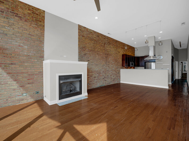 1552 W Fullerton Avenue Chicago IL 60614