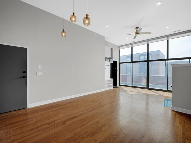 1552 W Fullerton Avenue Chicago IL 60614