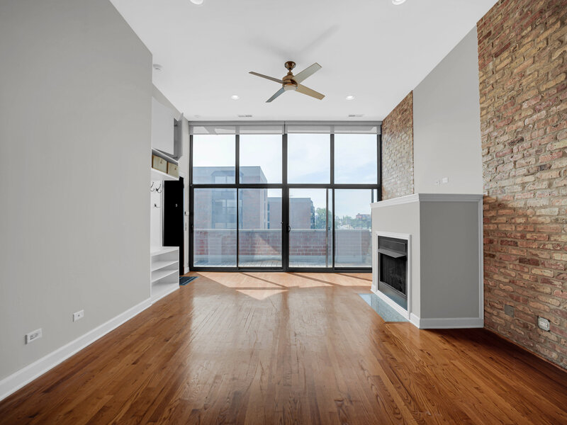 1552 W Fullerton Avenue Chicago IL 60614