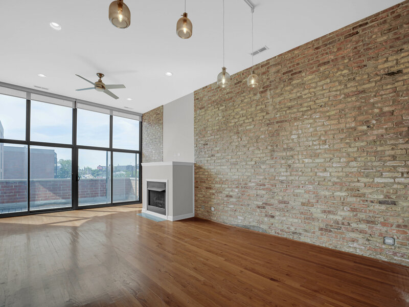 1552 W Fullerton Avenue Chicago IL 60614