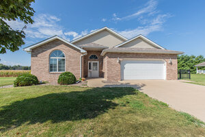 Photo of 713 Independence Drive Princeton IL 61356