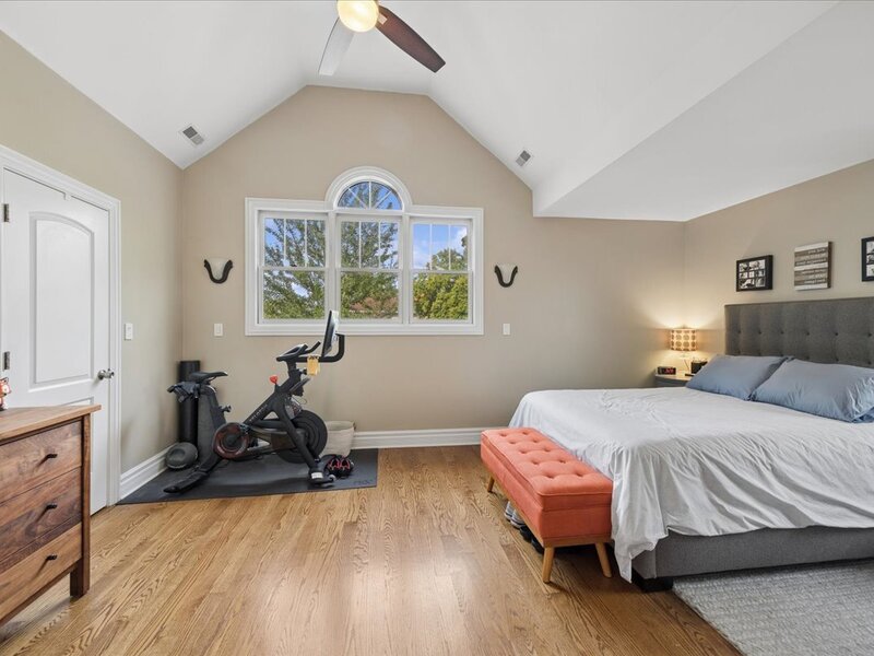 938 Mapleton Avenue Oak Park IL 60302