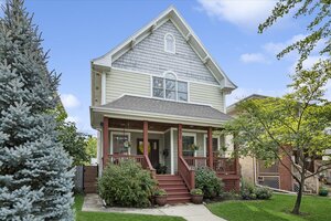 Photo of 938 Mapleton Avenue Oak Park IL 60302