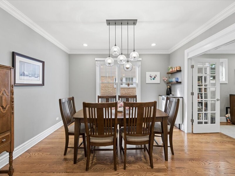 938 Mapleton Avenue Oak Park IL 60302