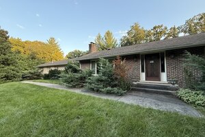 Photo of 1842 Thomas Atkinson Road Inverness IL 60067