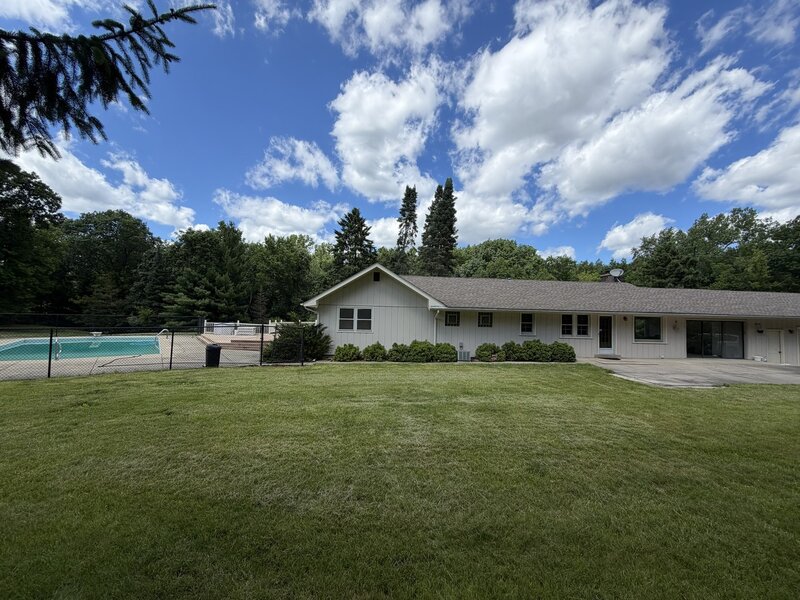 1842 Thomas Atkinson Road Inverness IL 60067