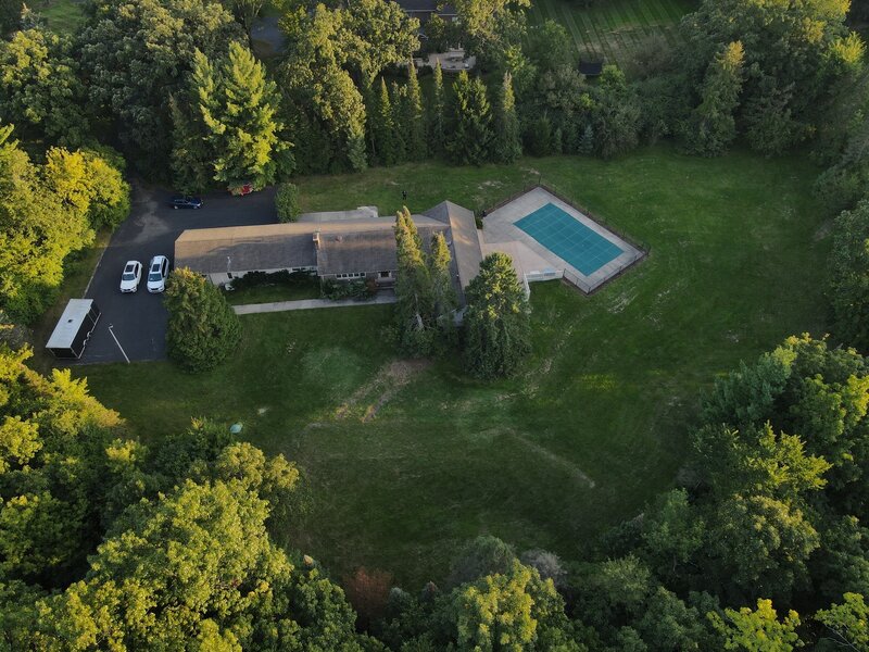 1842 Thomas Atkinson Road Inverness IL 60067