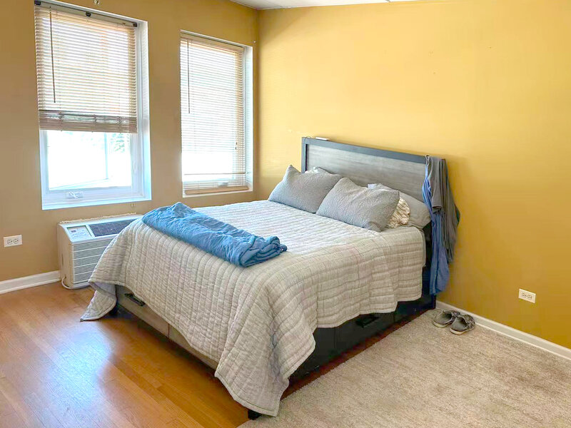 1041 Susan Collins Lane Oak Park IL 60302