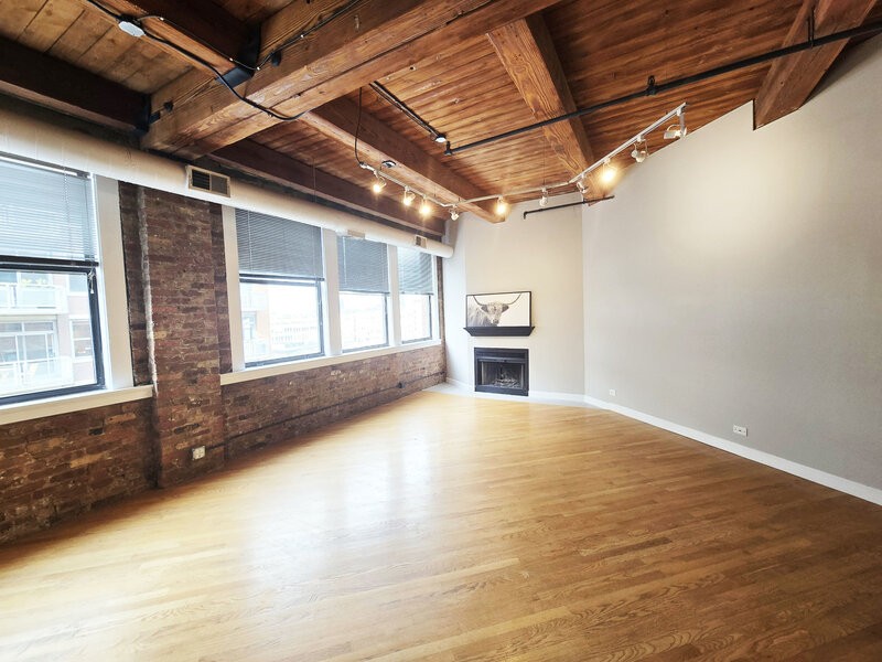 913 W Van Buren Street Chicago IL 60607
