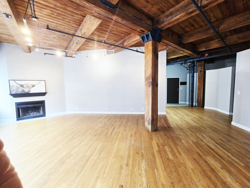 913 W Van Buren Street Chicago IL 60607