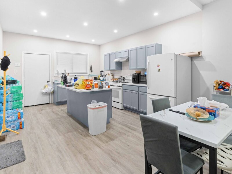 4607 S Wallace Street Chicago IL 60609