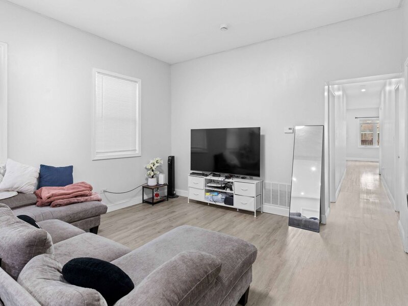 4607 S Wallace Street Chicago IL 60609