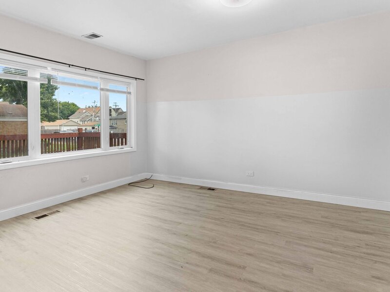 4607 S Wallace Street Chicago IL 60609
