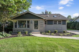 Photo of 1505 W Euclid Avenue Arlington Heights IL 60005