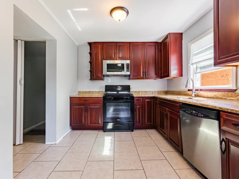 8022 42nd Street Lyons IL 60534