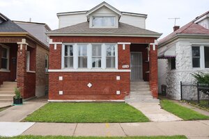 Photo of 8618 S Aberdeen Street Chicago IL 60620