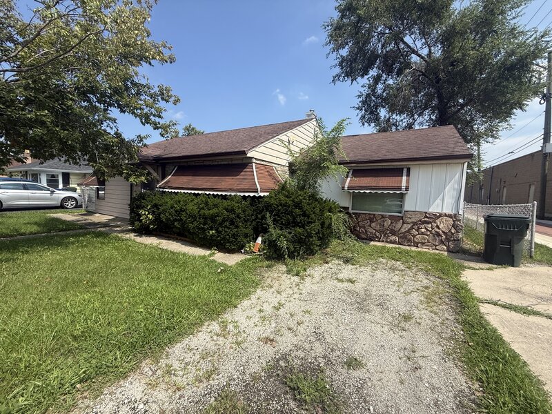 15843 Turner Avenue Markham IL 60428