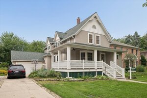 Photo of 815 N Marion Street Oak Park IL 60302