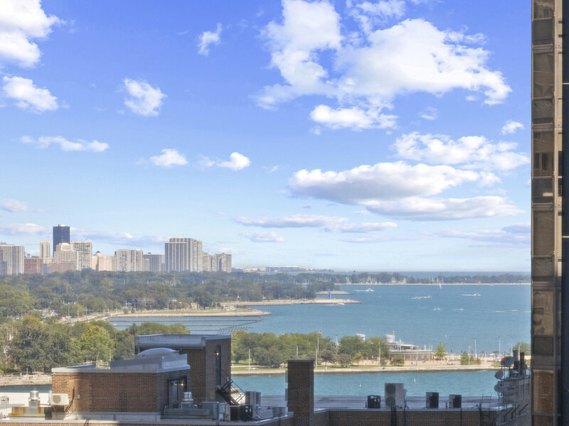 253 E Delaware Place Chicago IL 60611