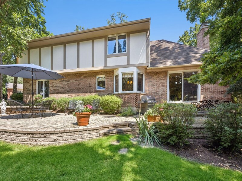6402 Indian Head Court Indian Head Park IL 60525