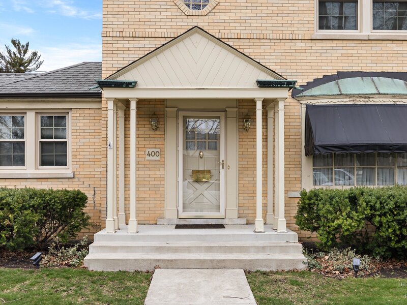 400 W Milburn Avenue Mount Prospect IL 60056