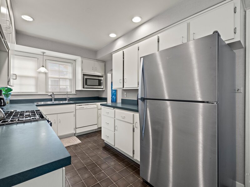 400 W Milburn Avenue Mount Prospect IL 60056