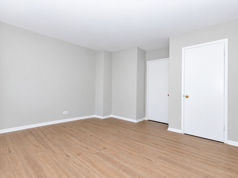 2909 N Sheridan Road Chicago IL 60657