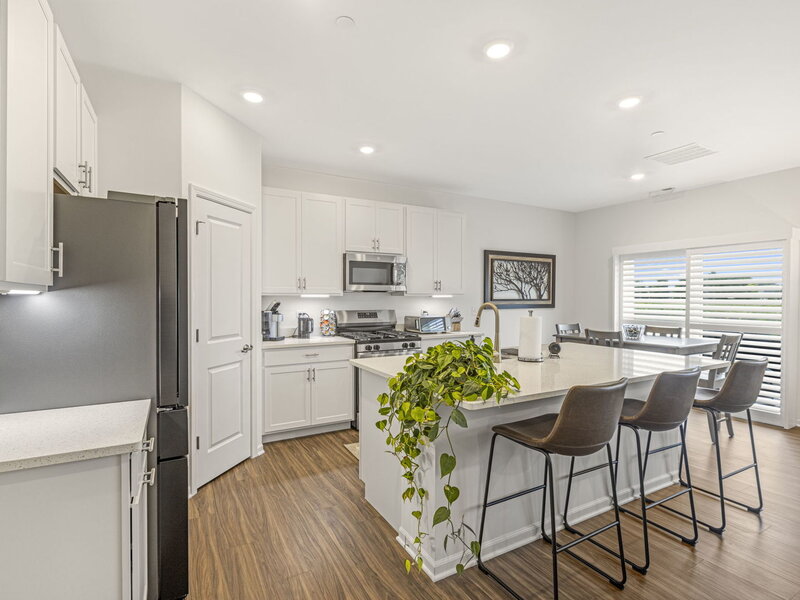924 Shagbark Lane West Dundee IL 60118