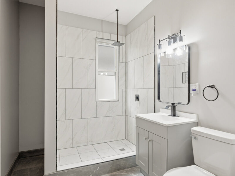8418 S Essex Avenue Chicago IL 60617