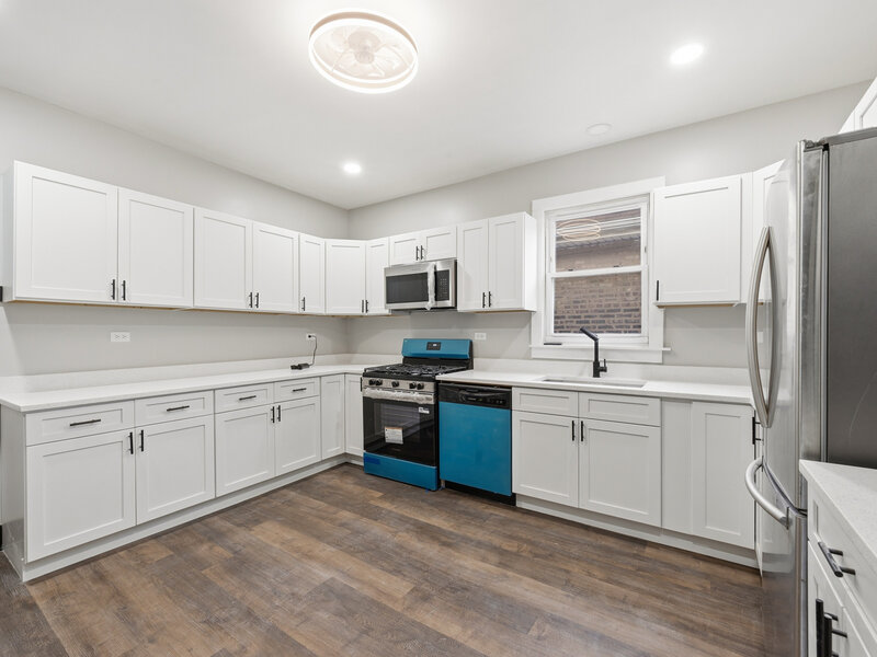 8418 S Essex Avenue Chicago IL 60617