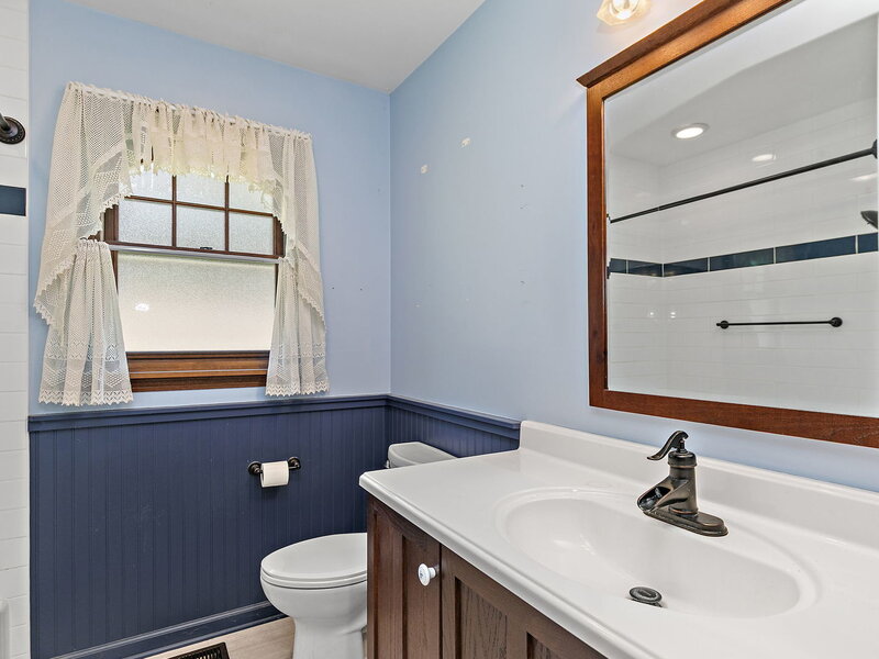 2 Summit Avenue East Dundee IL 60118