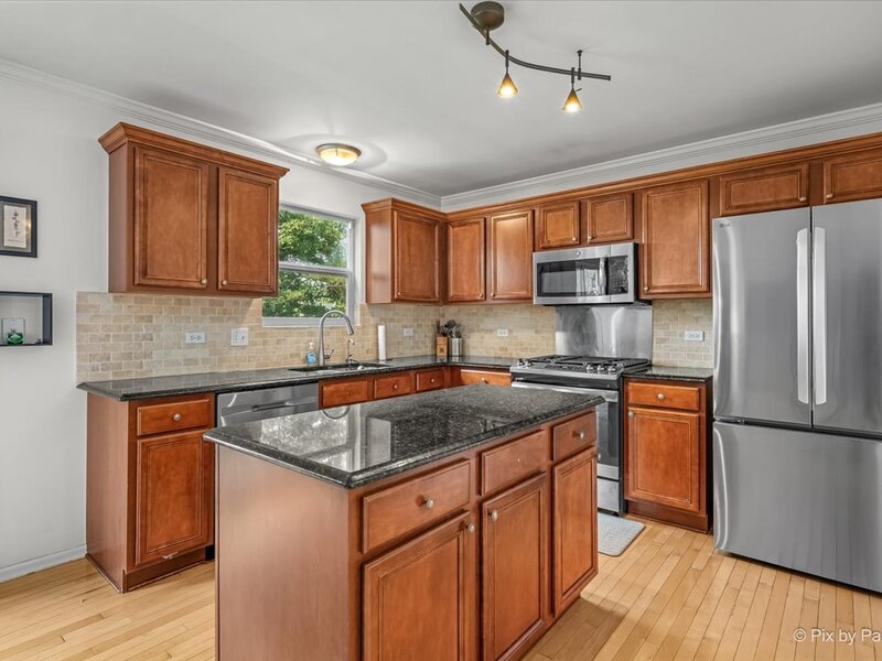 712 Brighton Circle Port Barrington IL 60010