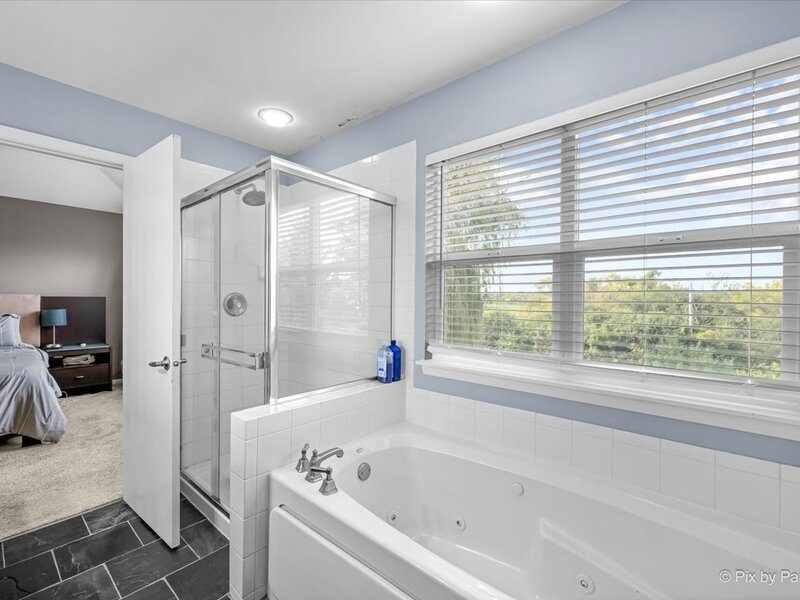 712 Brighton Circle Port Barrington IL 60010